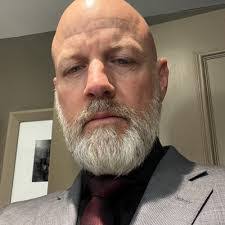 Andrea Tullos's Instagram, Twitter & Facebook