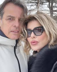 Alba Parietti and Fabio Adami together again after the stop. The couple  still love each other, just in time to celebrate their three years of love 