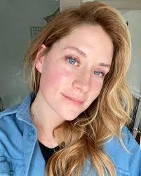 Sarah Ussery's Instagram, Twitter & Facebook