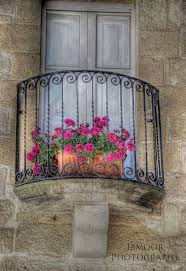 To nic, że muszę zapłacić za zakazaną miłość dlaczego nasi ojcowie tak się nienawidzą a ich dzieci tak mocno się pokochały? Romeo And Juliet Balcony Photo Foter Juliet Balcony Balcony Window Juliette Balcony