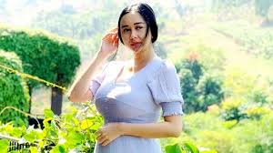 Artis aura kasih menggugat cerai suaminya, eryck amaral pada 17 desember 2020 di pengadilan agama jakarta selatan. Aura Kasih Gugat Cerai Eryck Amaral Karena Ldr Dan Tidak Betah