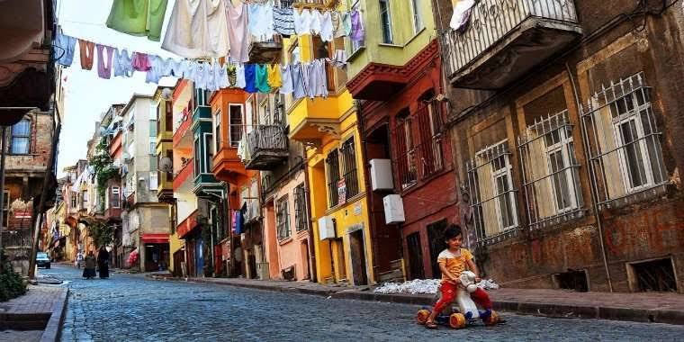 Mahalle K�lt�r� Halen Devam Ediyor'mu Sizce.?