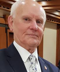 Douglas Townsend's Instagram, Twitter & Facebook