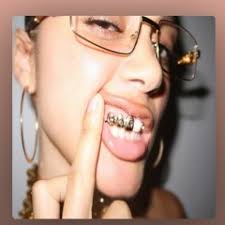 Stream Leo Leone music