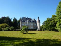 Chateau 15 Pieces En Vente Sur Loudeac 22600 Loudeac Chateau Immobilier Luxe