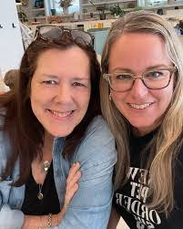 Donna Keeler's Instagram, Twitter & Facebook