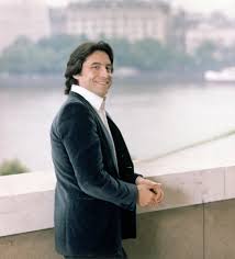 On june 21, riccardo muti held the distinguished honor of resuming the performance of live orchestral music in his native italy by conducting the opening concert of the ravenna festival. Riccardo Muti Warner Classics