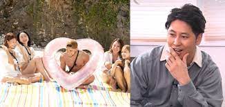 写真・画像】水着男女がビーチで…ニューヨーク屋敷「一番みたかった！」男女14人のキケンな恋愛番組に歓喜『シャッフルアイランド』第1話 3枚目 |  ニュース | ABEMA TIMES | アベマタイムズ