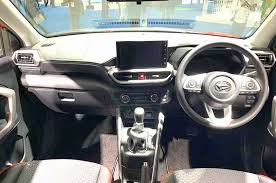 Caranya hanya kunjungi situs jual beli mobil terpercaya, yaitu jual beli otosia.com. Intip Spesifikasi Daihatsu Rocky Terbaru Beda Banget Dari Versi Jadulnya