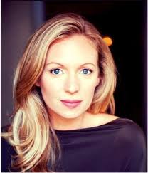 Kristina Curtis's Instagram, Twitter & Facebook