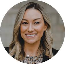 Amanda Eddy's Instagram, Twitter & Facebook