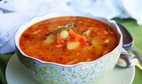 Curăţăm cartofii şi îi tăiem cubuleţe. Ciorba De Cartofi Cu Zeama De Varza Sau Bors Reteta Simpla Traditionala