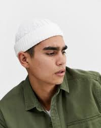 Asos design mini fisherman beanie in green with cable detail. Pin By Nicole Clockel On Maybe Happy Ending Asos Designs Cable Knit Beanie Outfit