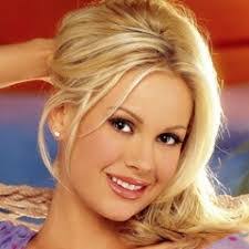 Catherine Dias's Instagram, Twitter & Facebook