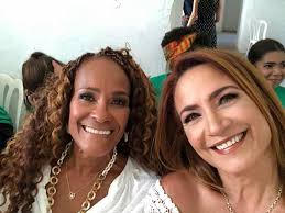 Siempre que me encuentro con Claudina Brinn es una gran bendición. Ella es  un gran ejemplo de lo que es ser una verdadera sierva de Dios. Su corazón,  humildad, sabiduría y hermosa