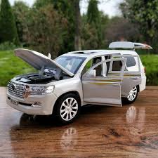 We couldn't find any better introduction for this most prestigious and expensive car from toyota in india. Buy Ktrs 1 32 Alloy Pull Back Toyota Land Cruiser Suv Diecast Metal Model Toy Car With 6 Open Door Musical Flashing For Kids Online At Low Prices In India Amazon In