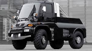 Unimog Unimog Is A Range Of Multi Purpose Auto Four Wheel Drive Medium Trucks Produced By Mercedes Benz A Division O Unimog Universal Motor Four Wheel Drive
