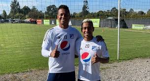 Junior y millonarios se enfrentaron este martes 23 de febrero en el estadio metropolitano de barranquilla, por la novena jornada de la liga betplay 2021 del fútbol junior suma tres importantes puntos y lo posiciona en la segunda ubicación de la tabla. Sigue En Vivo Y Gratis El Debut De Millonarios Y Junior En La Liga Betplay