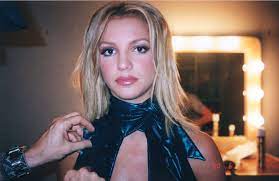 True fans of the '90s britney know that *nsync was better than the backstreet boys. Framing Britney Spears And The Trauma Of Being Young Female And Famous In The 90s The Washington Post