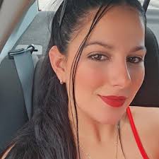 Hace mucho tiempo que no me sentía cómodo con mi propio cuerpo. Hace más de  un año que no iba a una piscina....... voy en camino al cuerpo que quiero  tener .... ￼￼￼￼￼￼