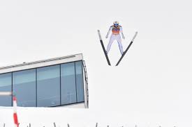 Hier sehen sie die aktuelle gesamtwertung gesamweltup im. Live Qualifikation Zur Vierschanzentournee In Innsbruck Skispringen Com