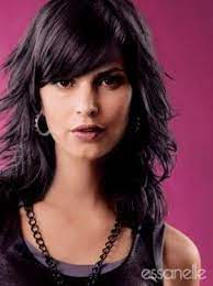 Frisuren Mittellang Mit Schragem Pony Lange Haare Schrager Pony Langhaarfrisuren Mittellange Haare