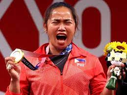 Kazakhstan's zulfiya chinshanlo took the bronze medal, 10kg adrift of the top two. Tokyo Olympics Weightlifter Hidilyn Diaz Wins First Ever Olympic Gold For Philippines Newsdeal