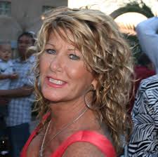 Who can pet sit in Cave Creek?