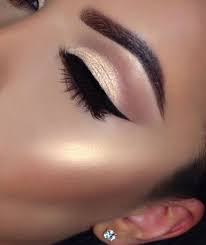 How To Rock New Year S Eve Eye Makeup 2020 Eye Makeup Makeup Makeup Trends