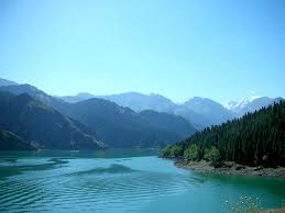 It is a large, sparsely populated area which takes up about one sixth of the country's territory. Beste Reisezeit Fur Xinjiang Klima Und Wetter 5 Monate Zu Vermeiden