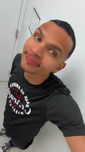 Moreno Hace Video Gay