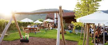 Please click on the following link to visit the page: Garten Pulker S Heuriger