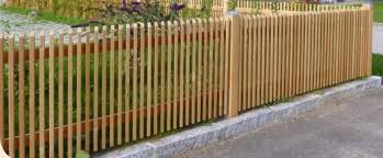 Sichtschutz Lamellenzaun Aus Larchenholz Pergola Dach Sichtschutz Sichtschutz Holz