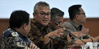 Caranya, buka aplikasi kpu ri pemilu 2019, dan pilih cek pemilih. Kpu Hapus Nama 101 Wna Dari Dpt Pemilu 2019 Merdeka Com