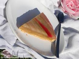 Mon Graal De La Patisserie La Tarte A La Rhubarbe A L Amande Et Au Rhum De Philippe Conticini Tarte Rhubarbe Rhubarbe Tarte