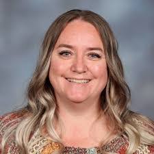 Tonya Holmes's Instagram, Twitter & Facebook