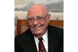 Robin Otto's Instagram, Twitter & Facebook