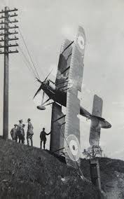 Nose Dives Tangles With Phone Lines And Very Bumpy Landings Pictures Show Earliest Days Of Flight World War War World War One