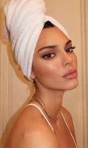 The same can be said for her casual look this week in l. Kendall Jenner S Fabulous Five Minute Makeup Routine