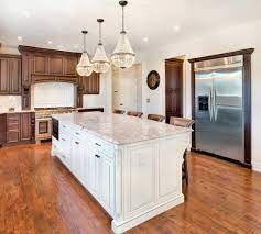 Black and white kitchens are bang on trend, yet never go out of style. 75 Beautiful White Kitchen With Brown Cabinets Pictures Ideas July 2021 Houzz
