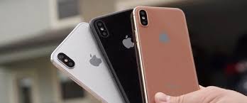 Apple O Iphone Modelinin Fisini Cekti Iphone Apple Iphone Smartphone