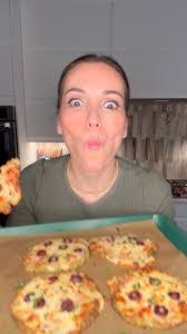 Kim Sabatini's Instagram, Twitter & Facebook