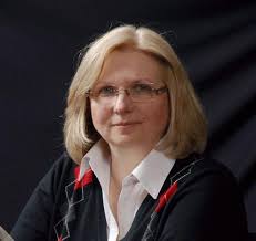 River Valley Woman April 2022 by Luxe Quarterlies