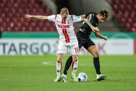 In köln sagte man mir, am rosenmontag muss man besondere dinge machen, da darf man nicht trainieren. Der Vfl Osnabruck Verliert Im Dfb Pokal Gegen Den 1 Fc Koln Knapp Mit 1 0 Hasepost De