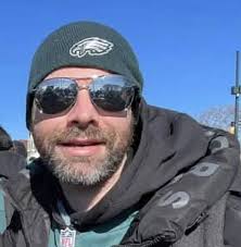 C-3PO and R2-D2 ciragrette smoking PSA 🚫🚬