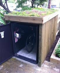 7 Reasons To Forget The Fall Garden Clean Up Gardenpicsandtips Com In 2020 Fahrradkeller Aufbewahrung Garten Fahrrad Aufbewahrung
