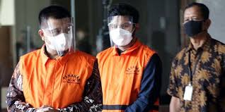 Maybe you would like to learn more about one of these? Foto Ekspresi Bupati Bandung Barat Dan Anaknya Ditahan Kpk Merdeka Com