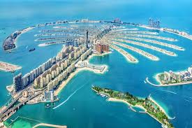 Das emirat abu dhabi (arabisch إمارة أبو ظبي, dmg imārat abū ẓaby) ist das größte der sieben emirate der vereinigten arabischen emirate und hat rund 2,9 millionen einwohner (mit einem ausländeranteil von rund 80 %) auf 67.340 quadratkilometern. United Arab Emirates In Pictures 15 Beautiful Places To Photograph Planetware