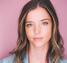 Emily Kitchens's Instagram, Twitter & Facebook