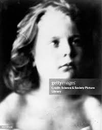 683 photos et images haute résolution de Freddy Young